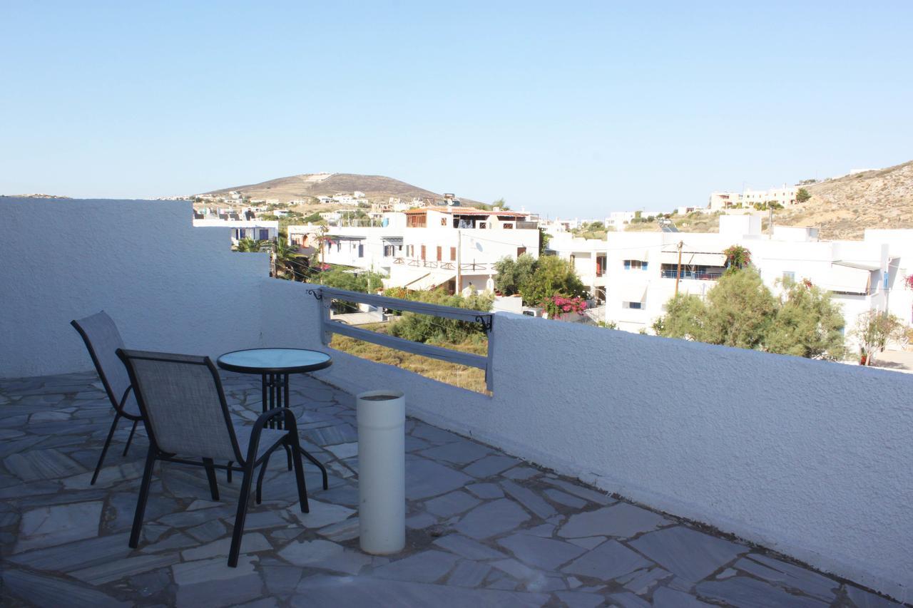 Vári Syros Holidays מראה חיצוני תמונה