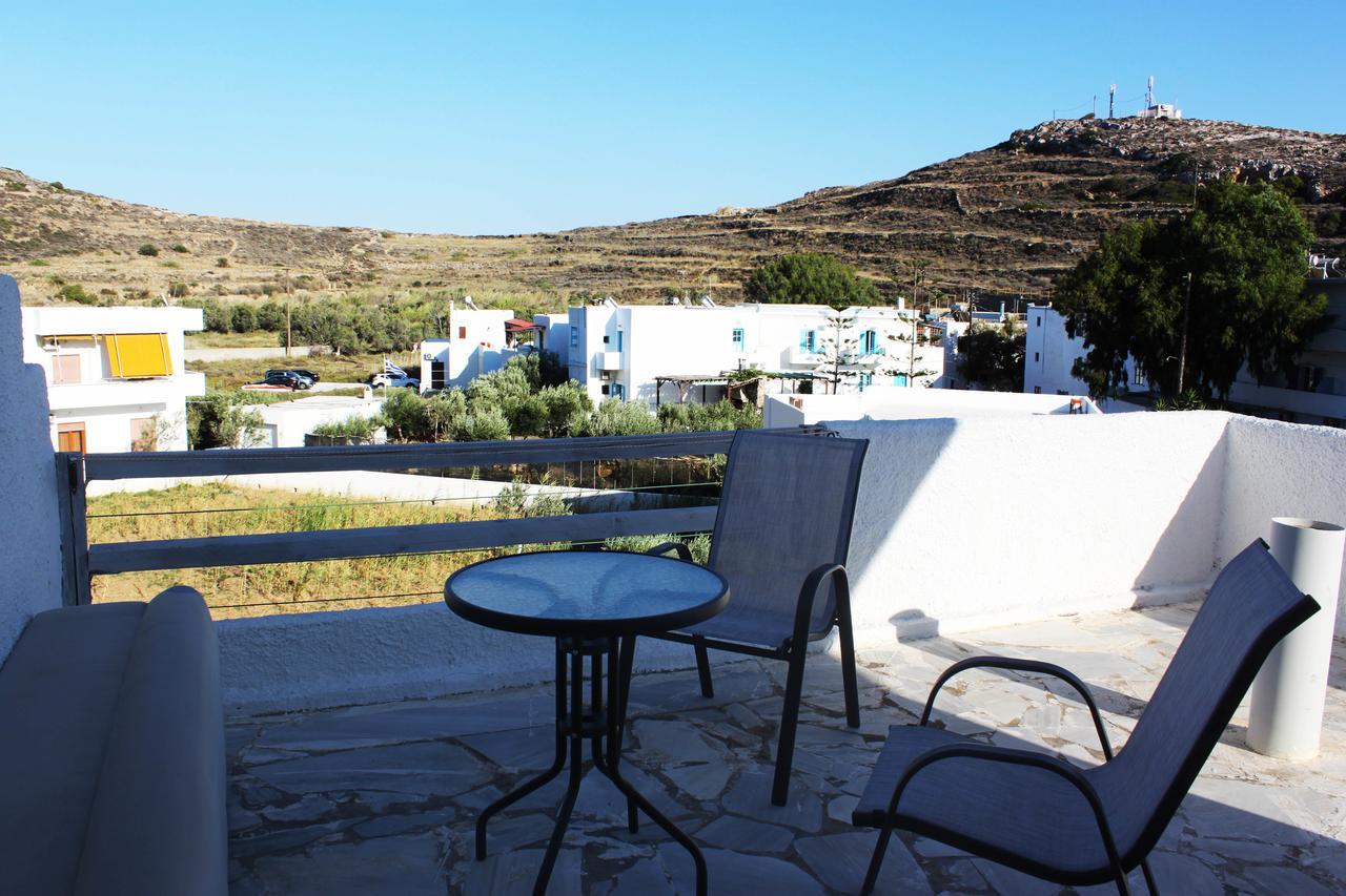 Vári Syros Holidays מראה חיצוני תמונה